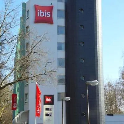Ibis Hauptbahnhof Hotel 2*